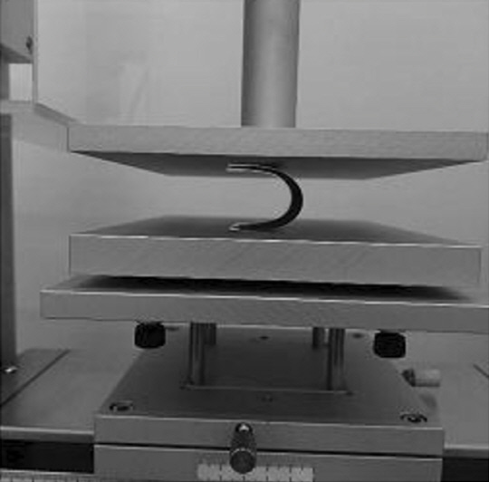 SK온이 지난달 승인받은 '전고체 전지를 위한 복합음극과 복합양극의 제조방법과 이를 포함하는 전고체 전지' 특허에 포함된 기판 사진. 중국 국가지적재산권국 제공.